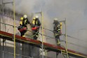 Dachstuhlbrand Koeln Poll Geislarerstr P272